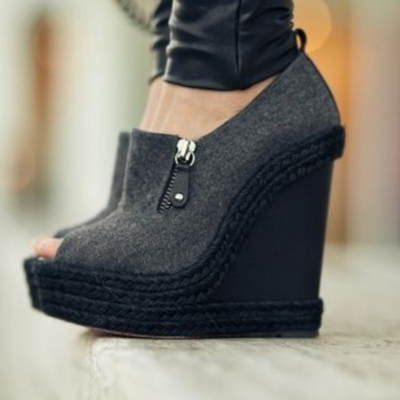Christian Louboutin Shoes - christian louboutin deroba wedge espadrille 39